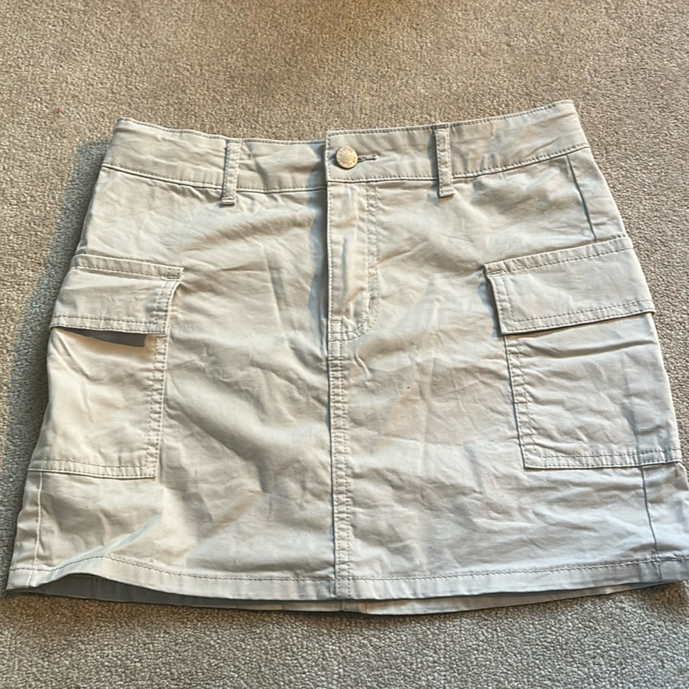 TARGET CHILDREN’S MINI SKIRT SZ L (GOING OUT SKIRT)